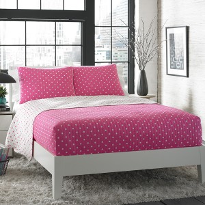 Bedding-for-a-Girl’s-Bedroom-Design-Tips